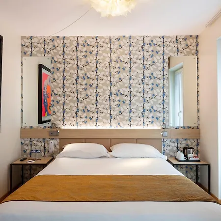 Hotel Hor Les Lumières Parigi