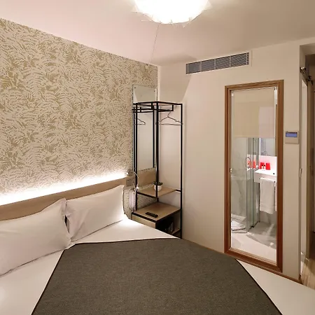 Hor Les Lumières 3* Parigi