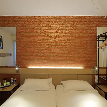 Hor Les Lumières 3* Parigi