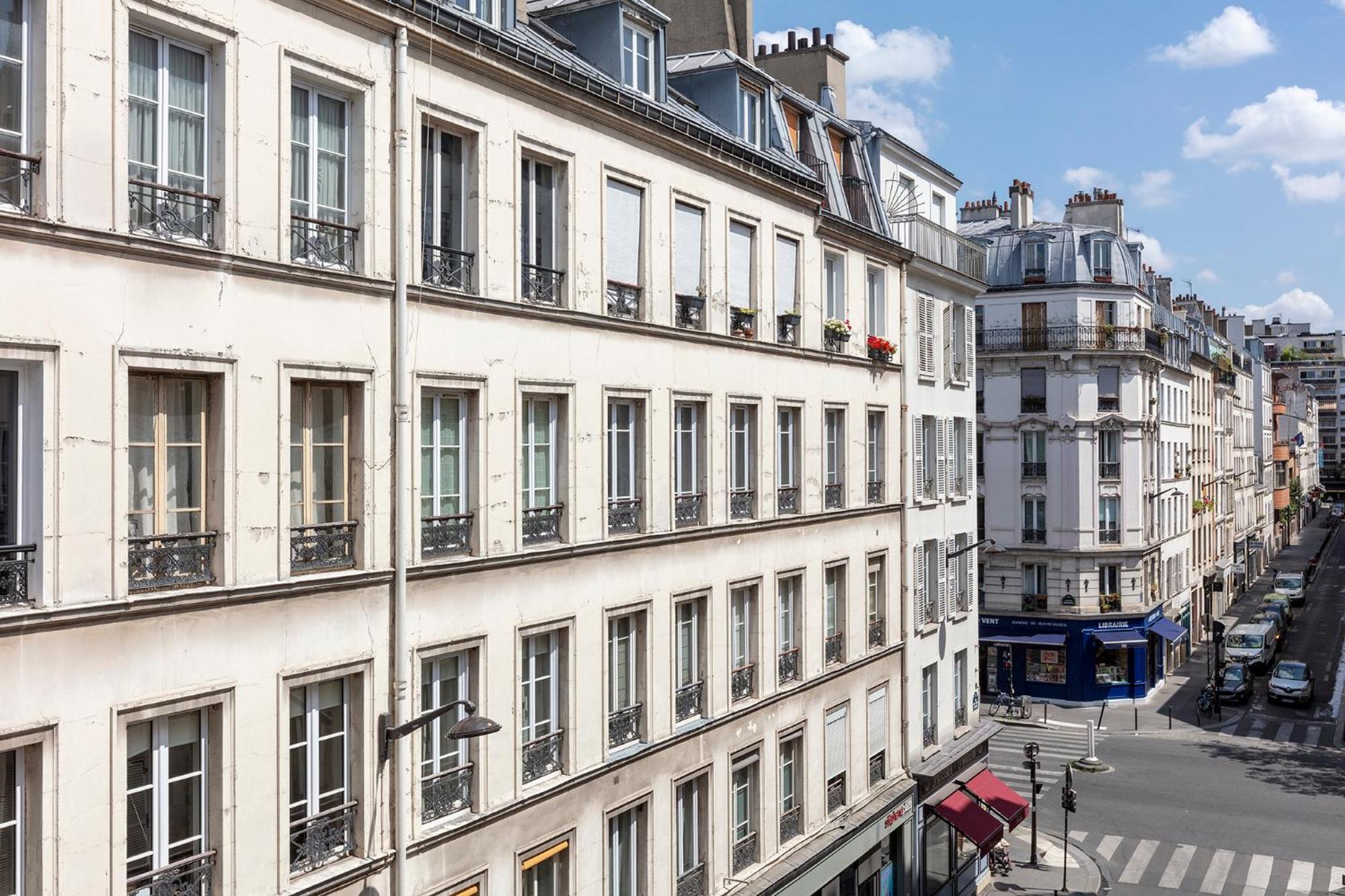 Hor Les Lumieres 3* Paris