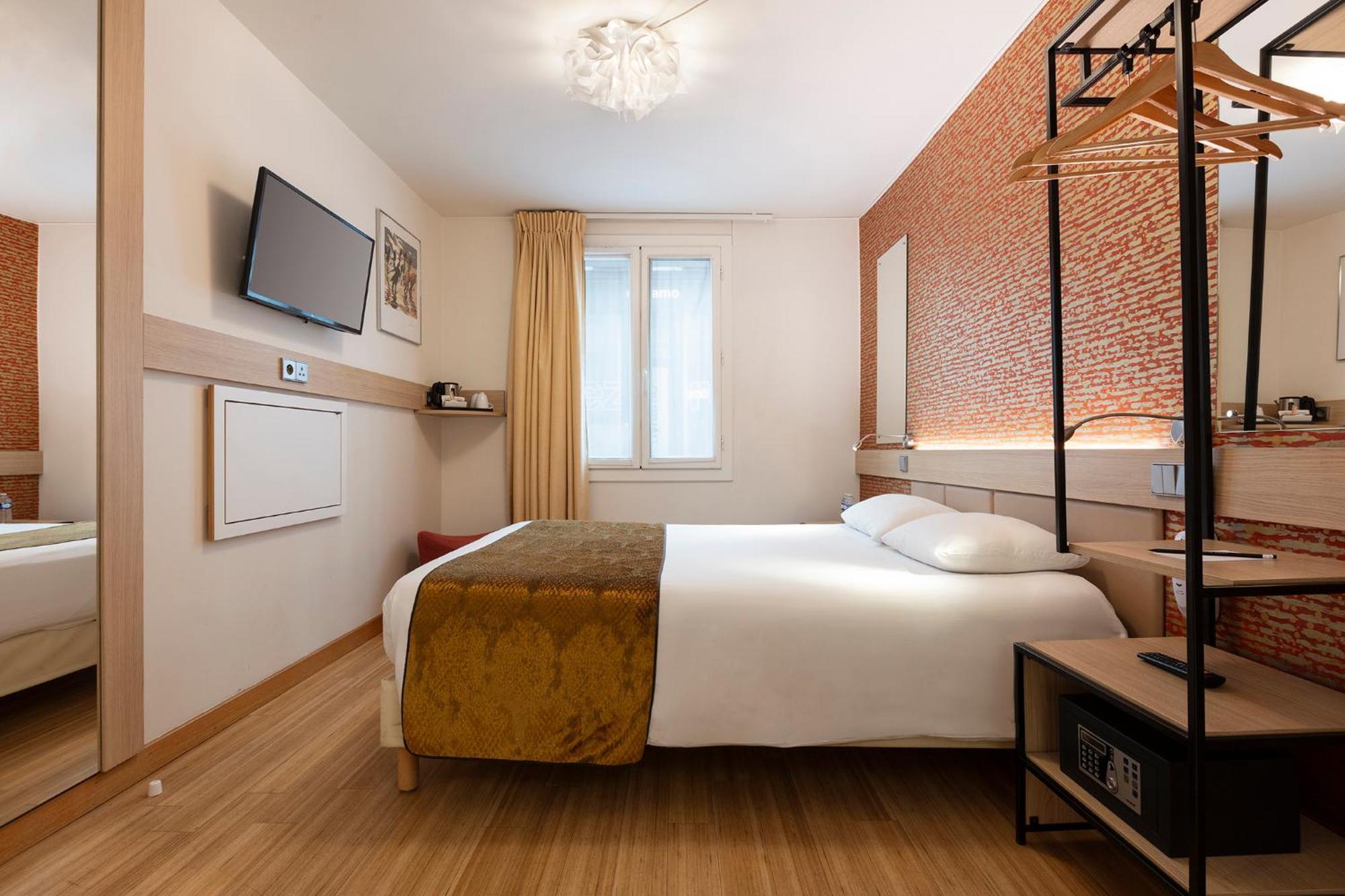 Hor Les Lumières Parigi