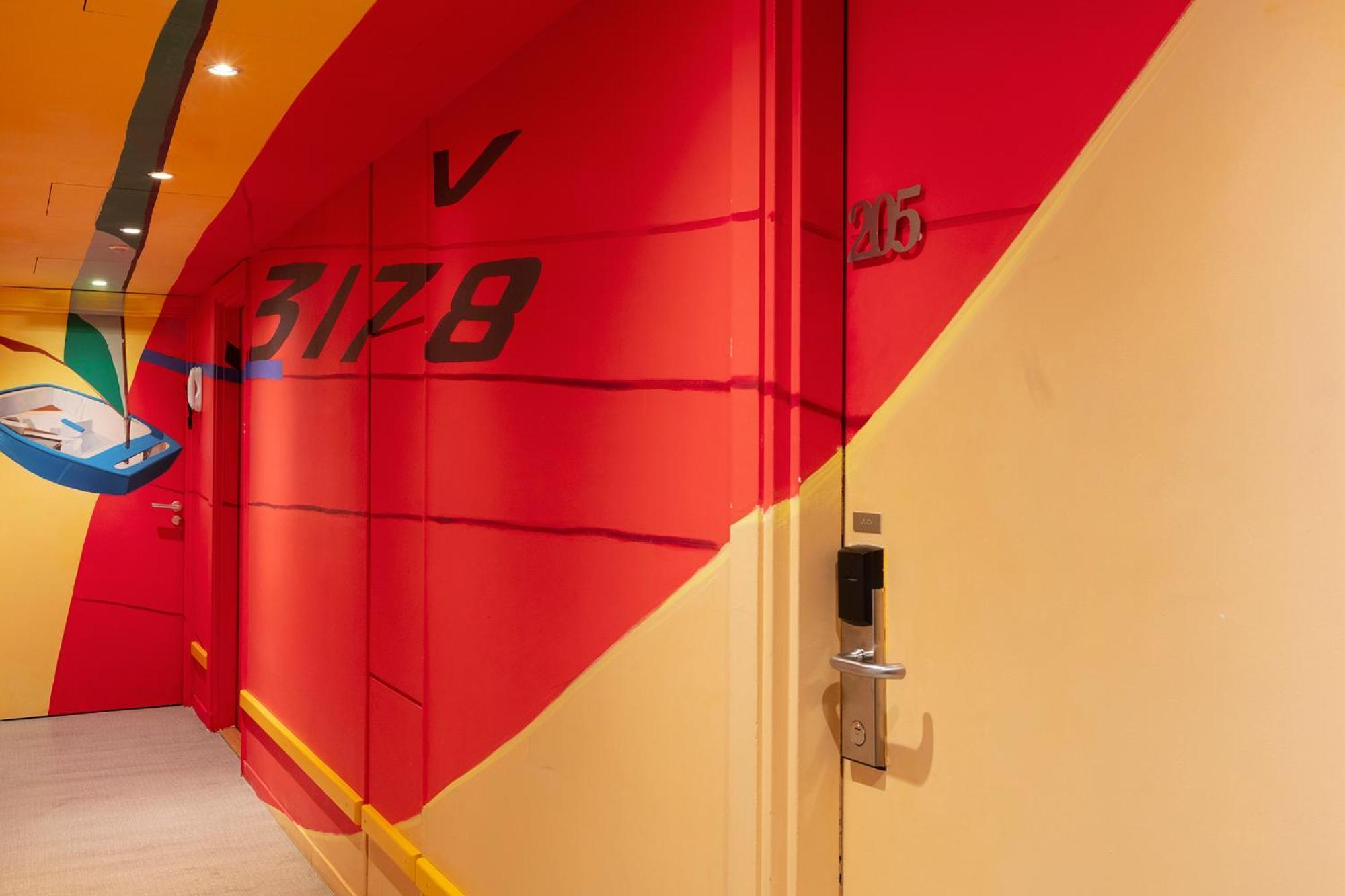 Hor Les Lumieres Hotel Paris