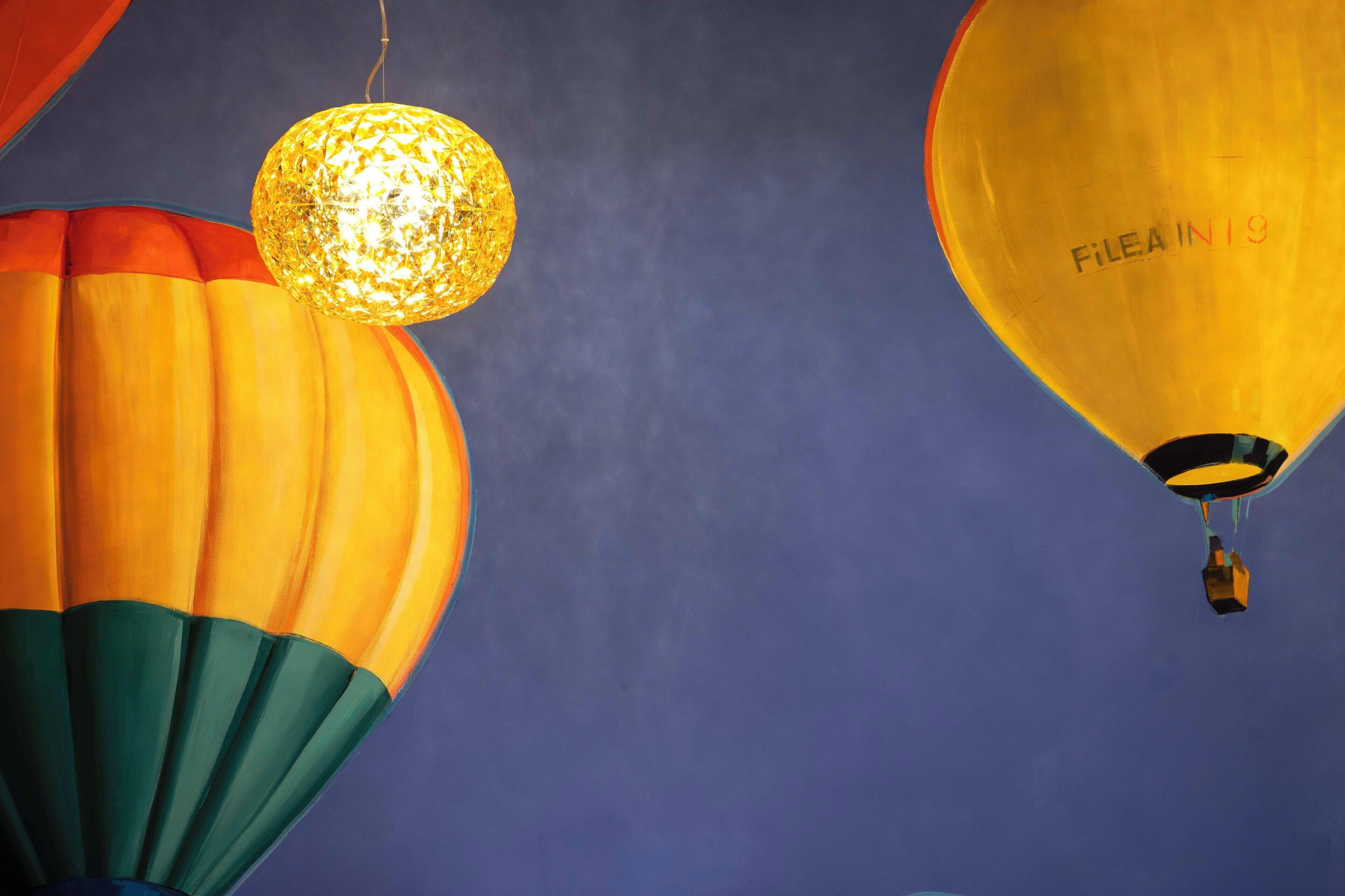 Hor Les Lumieres Paris