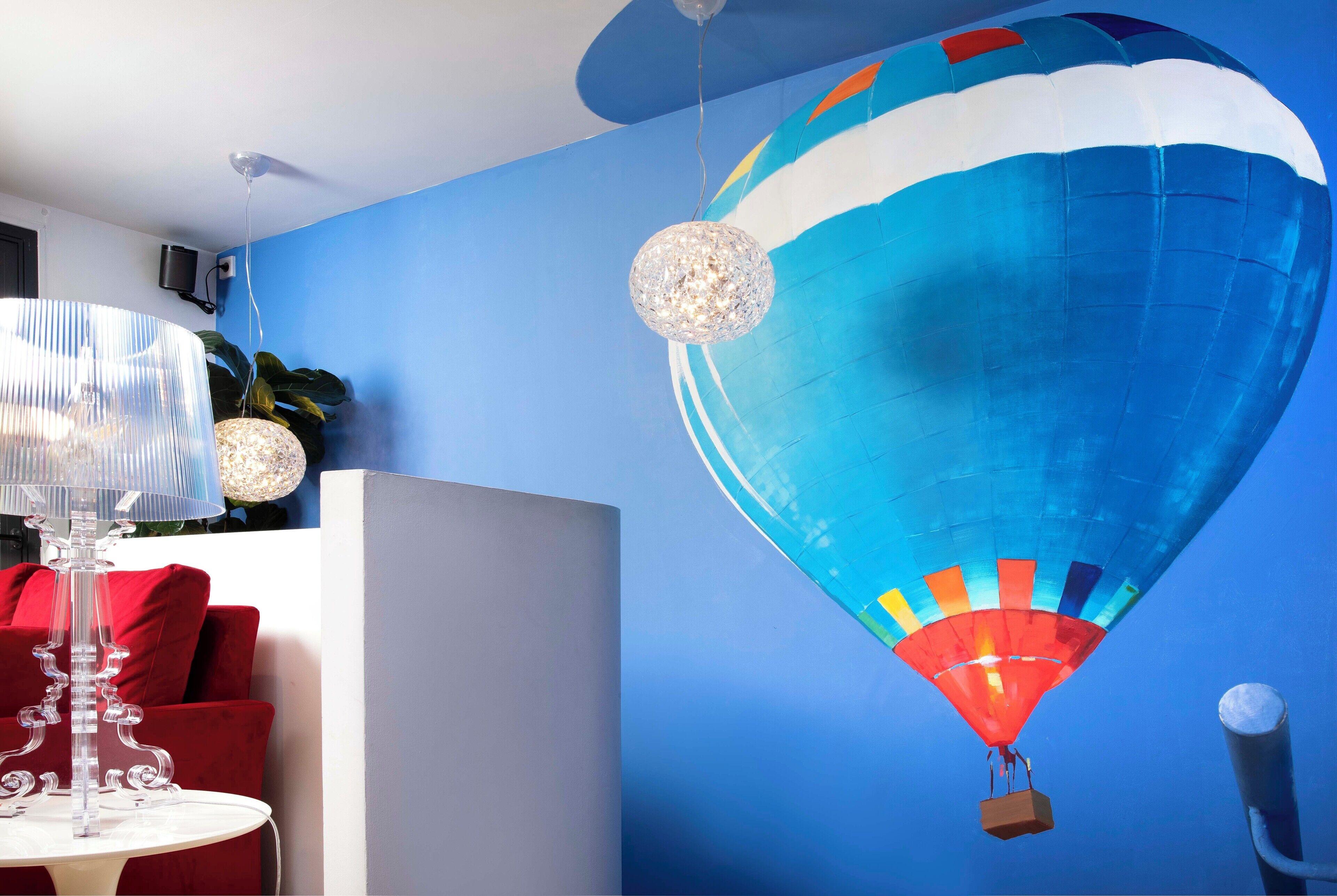 Hor Les Lumieres Hotel Paris